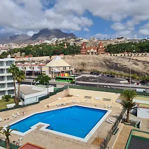 Apartment Apartament V 5 Min Ot Plajei Las Americkas, Playa de las Americas (Tenerife)